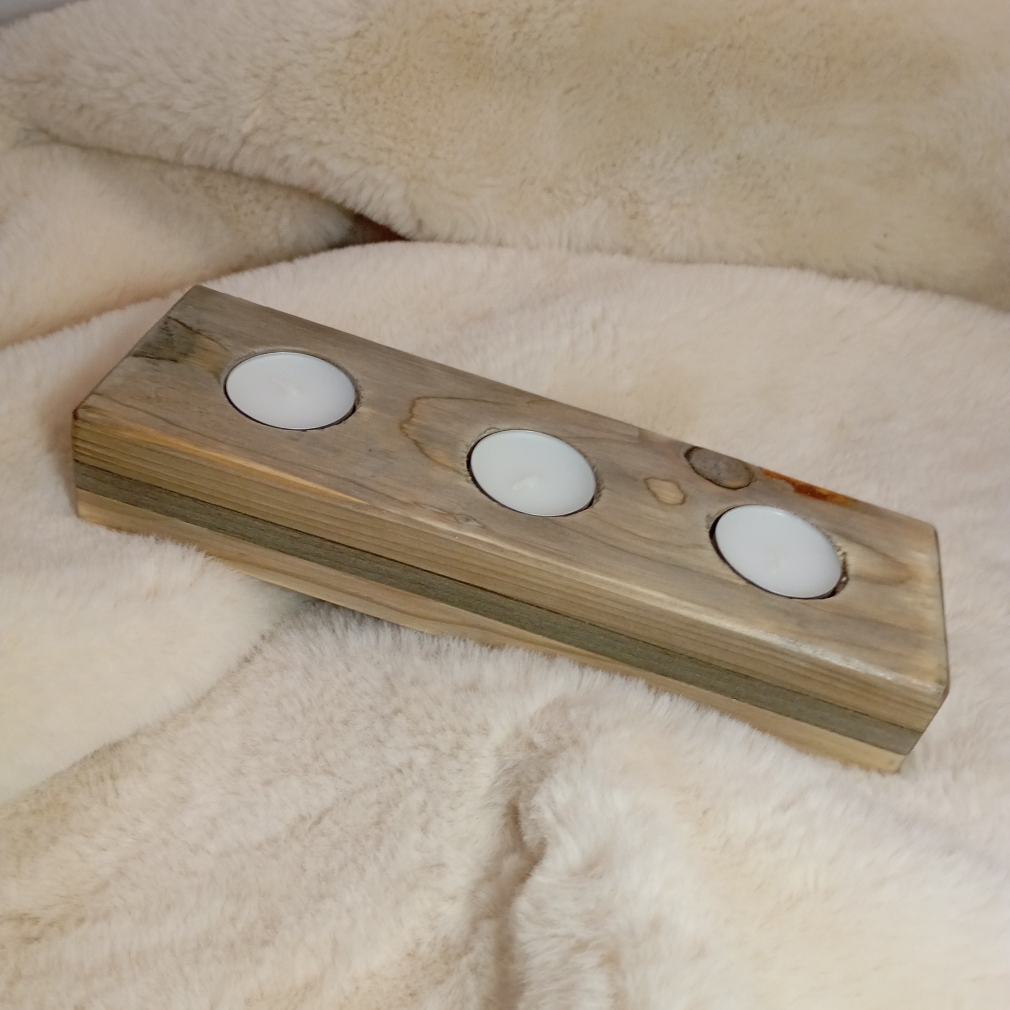 bougeoir en pin et châtaignier 3 bougies chauffe-plat