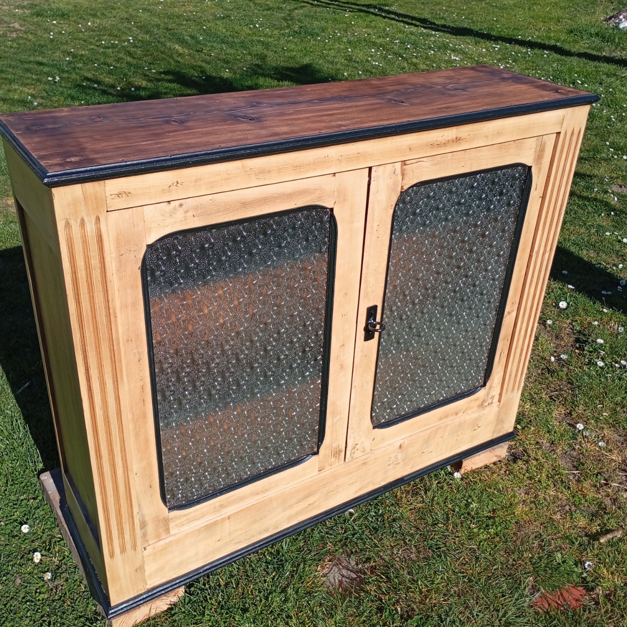 enfilade noir et bois